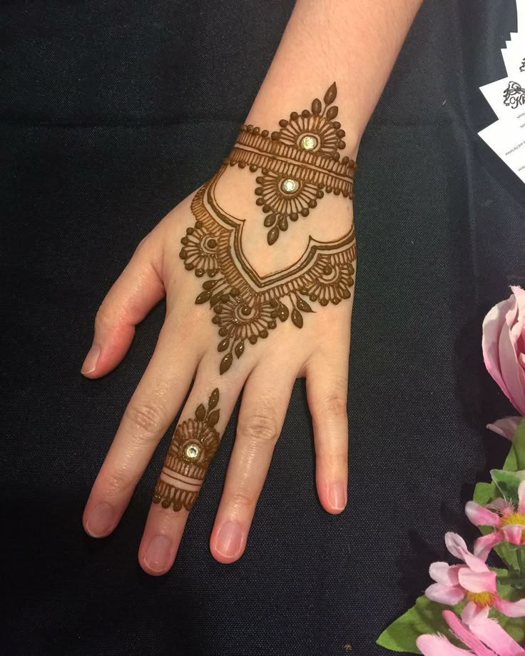 any-simple-mehndi-designs-for-kids any-simple-mehndi-designs-for-kids