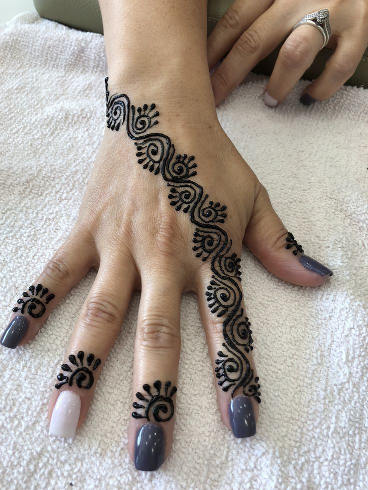 arabic-mehndi-design-for-kids