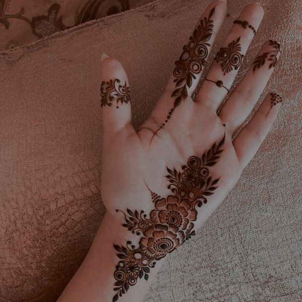 arabic-mehndi-designs-for-kids-front-hand arabic-mehndi-designs-for-kids-front-hand
