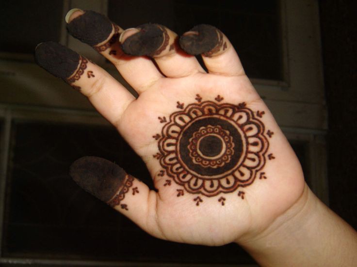 best-mehndi-design-for-kids
