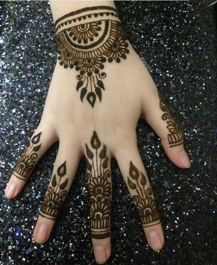 mehndi-designs-for-kids-and-eid mehndi-designs-for-kids-and-eid
