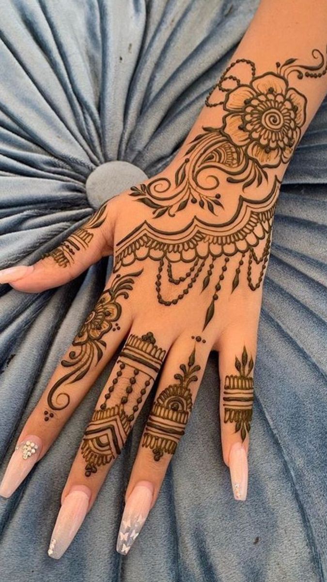 mehndi-designs-for-kids-chand mehndi-designs-for-kids-chand