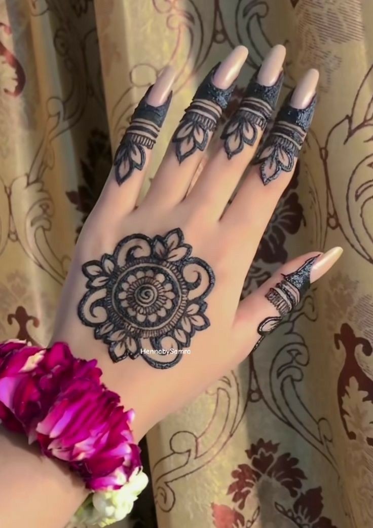 simple-mehndi-design-dark simple-mehndi-design-dark