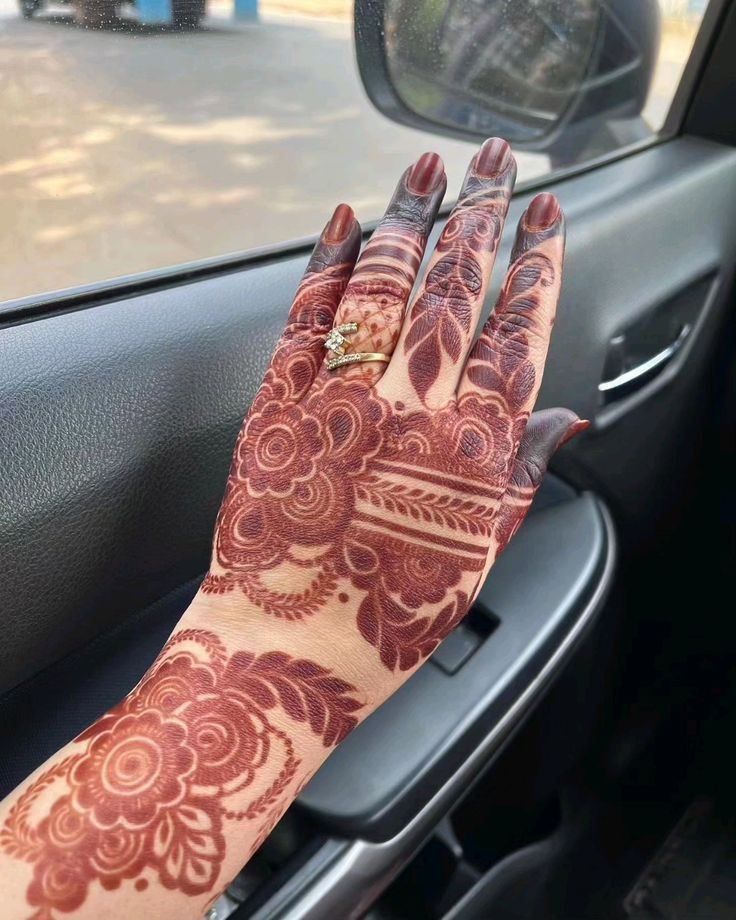 simple-mehndi-design-engagement simple-mehndi-design-engagement