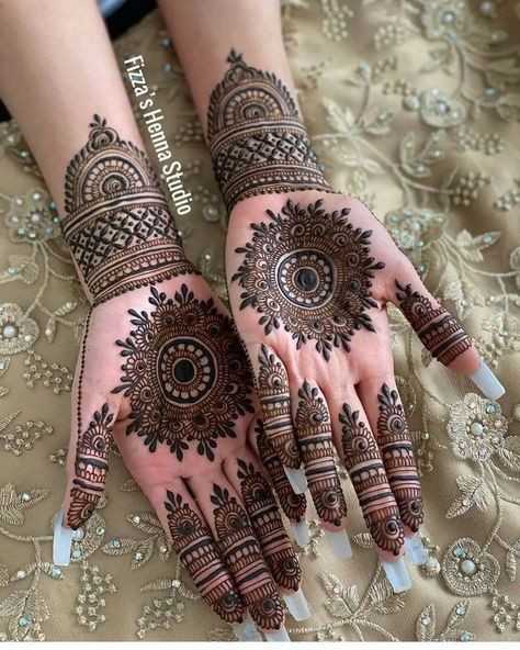 simple-mehndi-design-front-hand-stylish-front-hand simple-mehndi-design-front-hand-stylish-front-hand