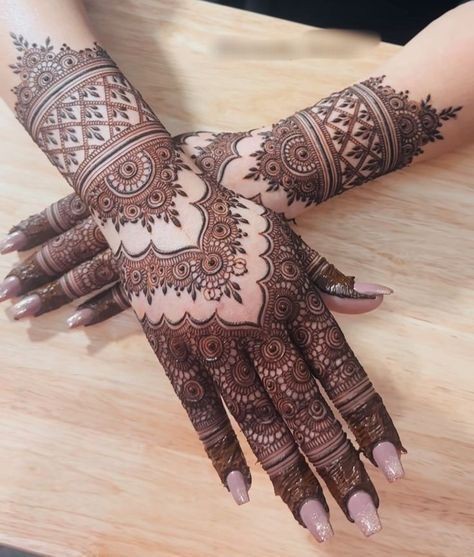 simple-mehndi-design-photo-back-side simple-mehndi-design-photo-back-side