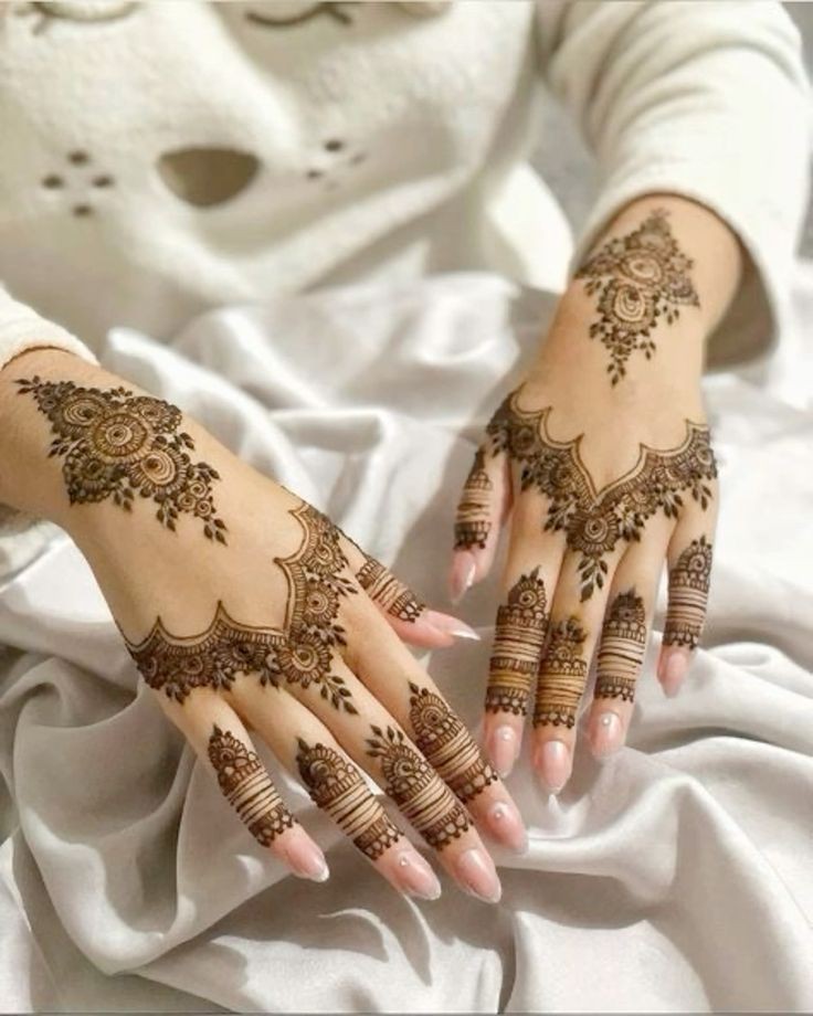 simple-mehndi-design-photo-circle-arabic simple-mehndi-design-photo-circle-arabic
