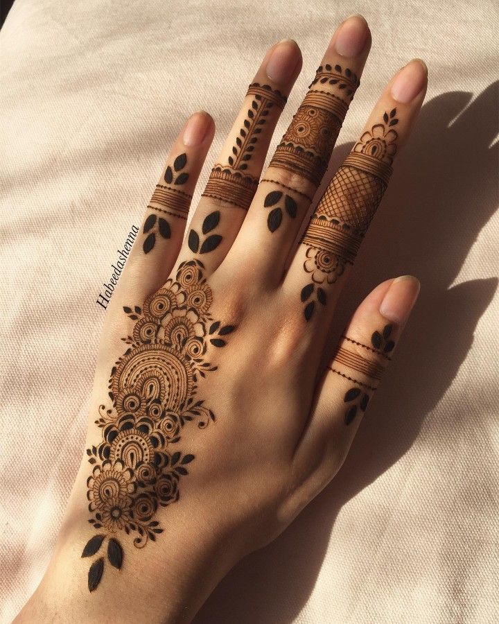 Easy-Arabic-Mehndi-Design