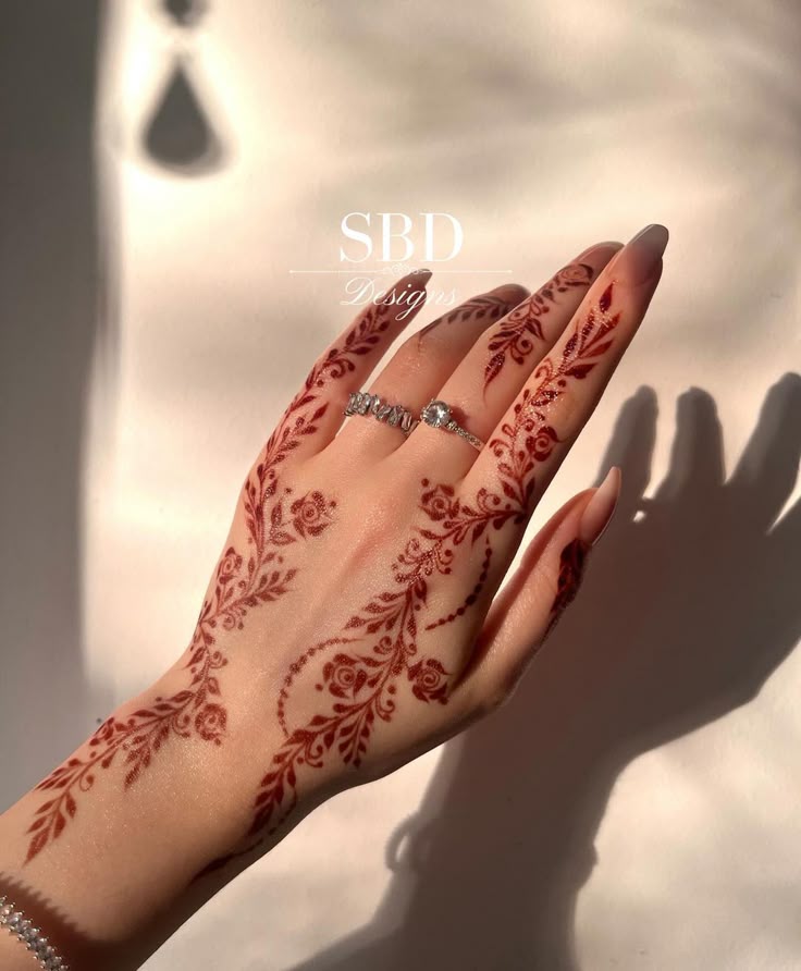 Easy-Arabic-Mehndi-Design
