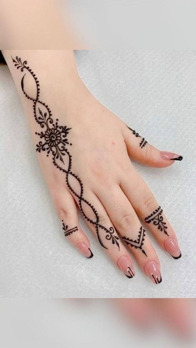 Easy-Arabic-Mehndi-Design