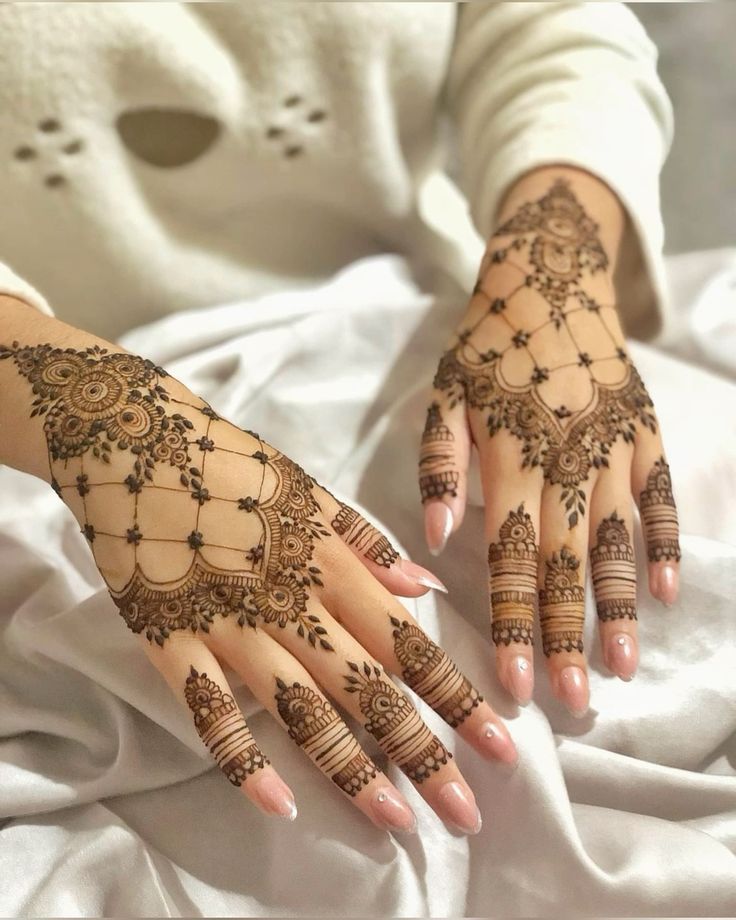 Easy-Arabic-Mehndi-Design