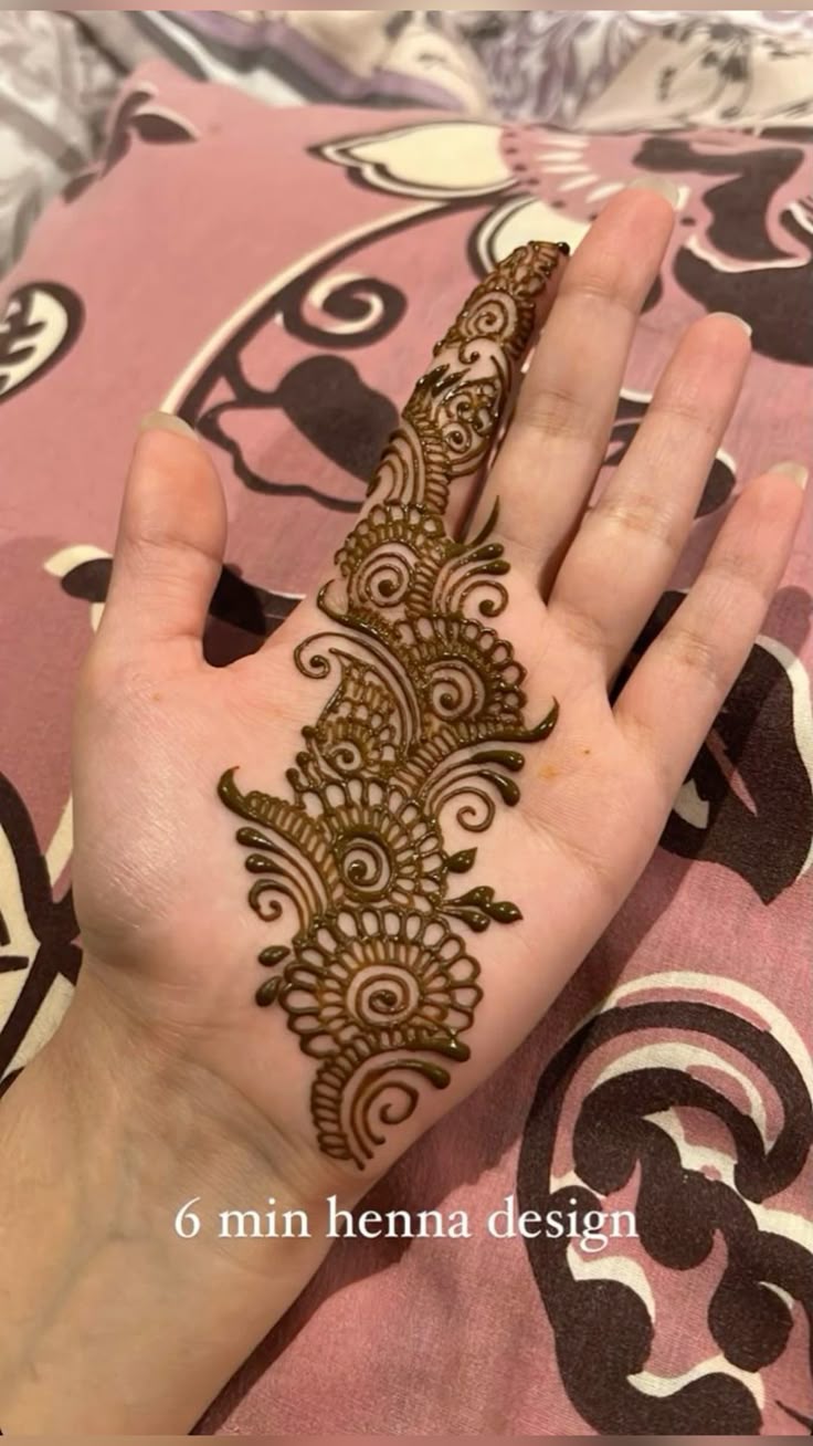 Easy-Arabic-Mehndi-Design