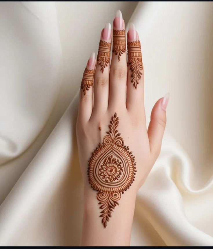 Easy-Arabic-Mehndi-Design