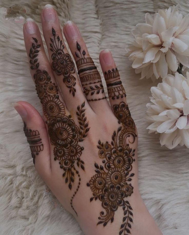 Easy-Arabic-Mehndi-Design
