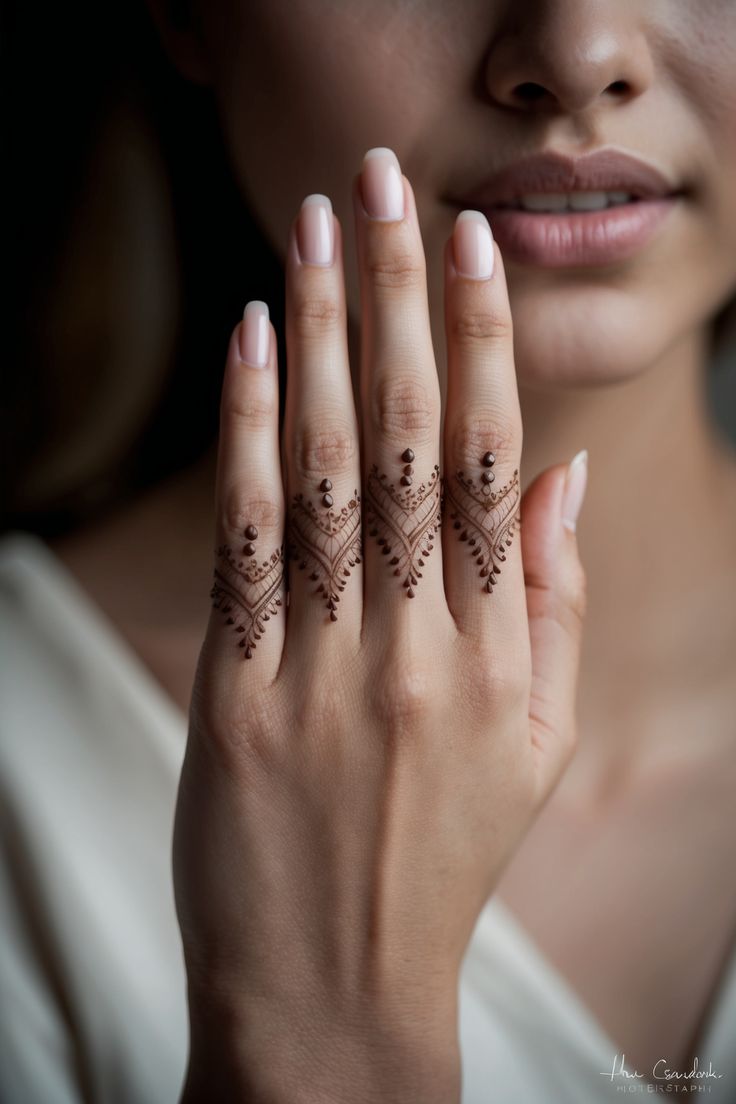 Finger-Mehndi-Design-Images