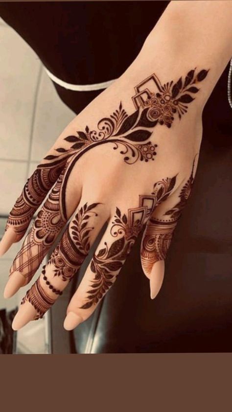 Front-Hand-Simple-Mehndi-Design-Images