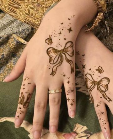 Front-Hand-Simple-Mehndi-Design-Images