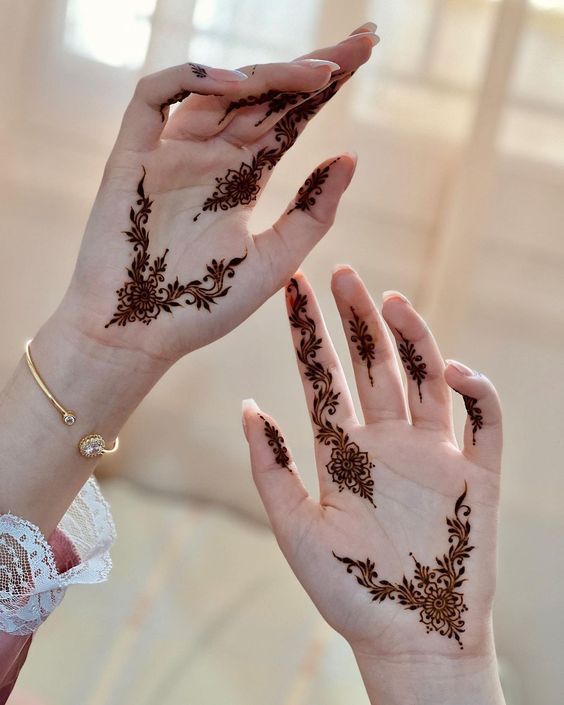 Front-Hand-Simple-Mehndi-Design-Images