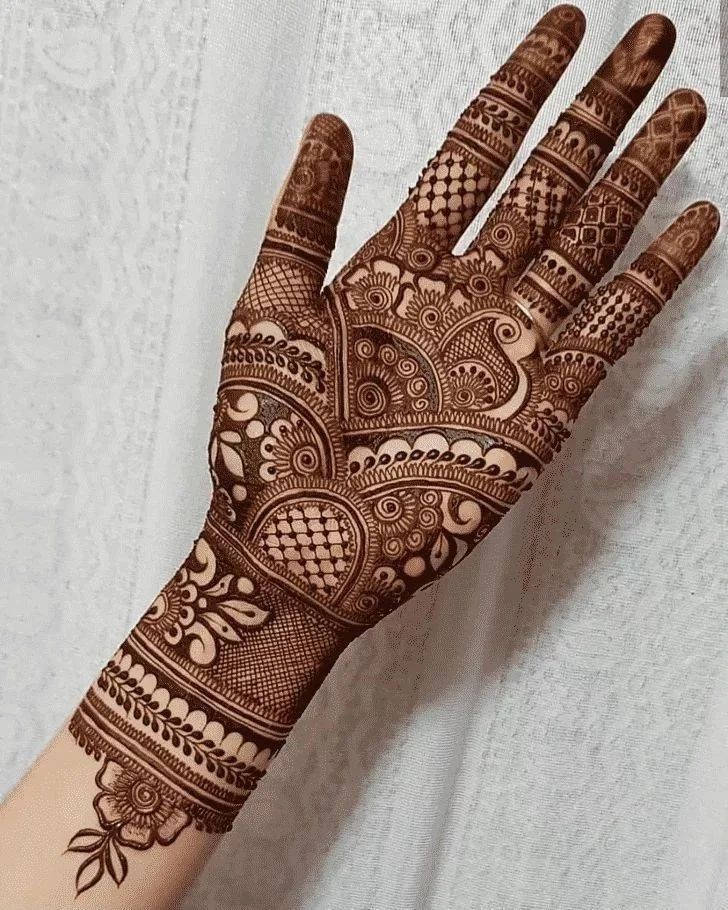 Modern-Full-Hand-Mehndi-Design