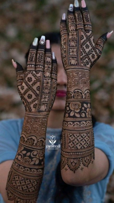 Modern-Full-Hand-Mehndi-Design