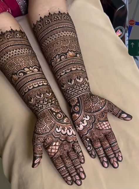 Modern-Full-Hand-Mehndi-Design