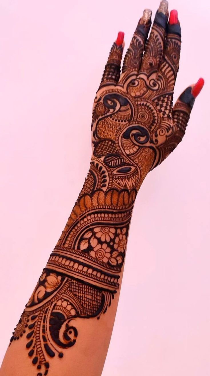 Modern-Full-Hand-Mehndi-Design