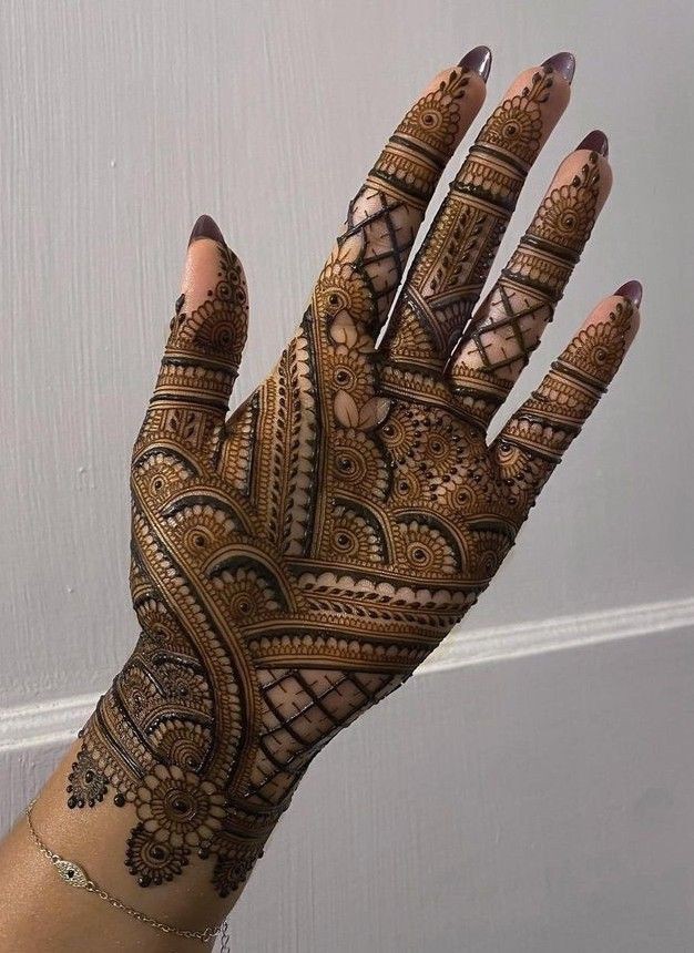 Modern-Full-Hand-Mehndi-Design Modern-Full-Hand-Mehndi-Design