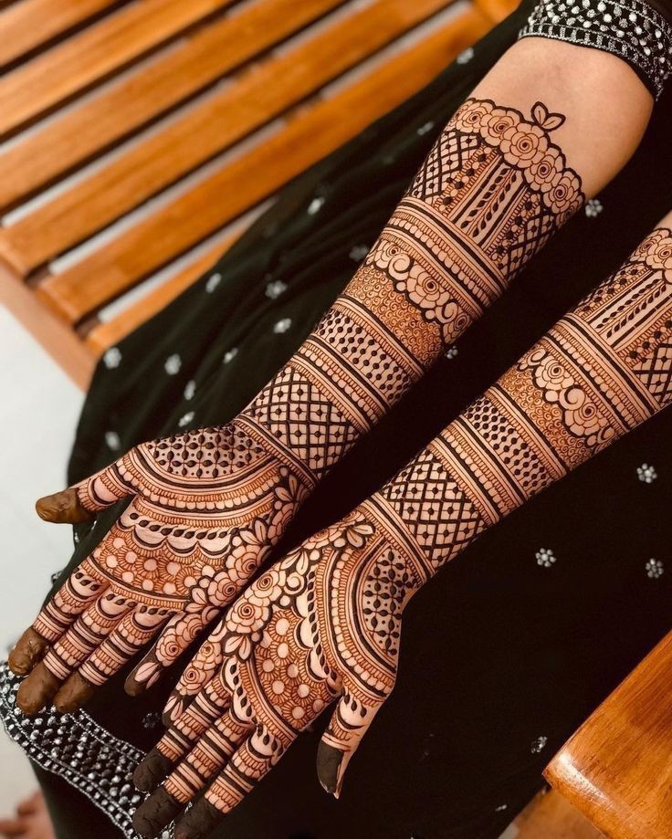 Modern-Full-Hand-Mehndi-Design Modern-Full-Hand-Mehndi-Design