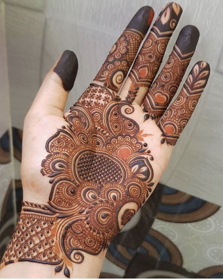 Royal Front Hand Mehndi Design