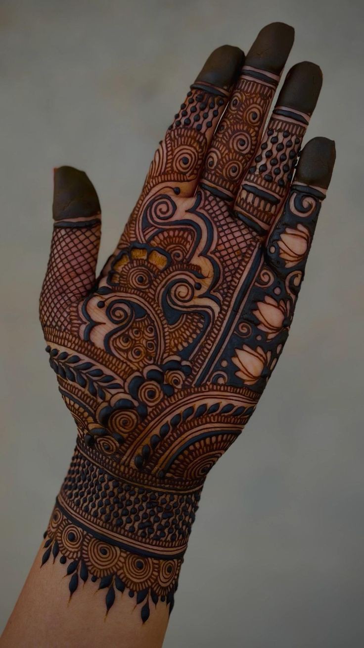 Royal Front Hand Mehndi Design