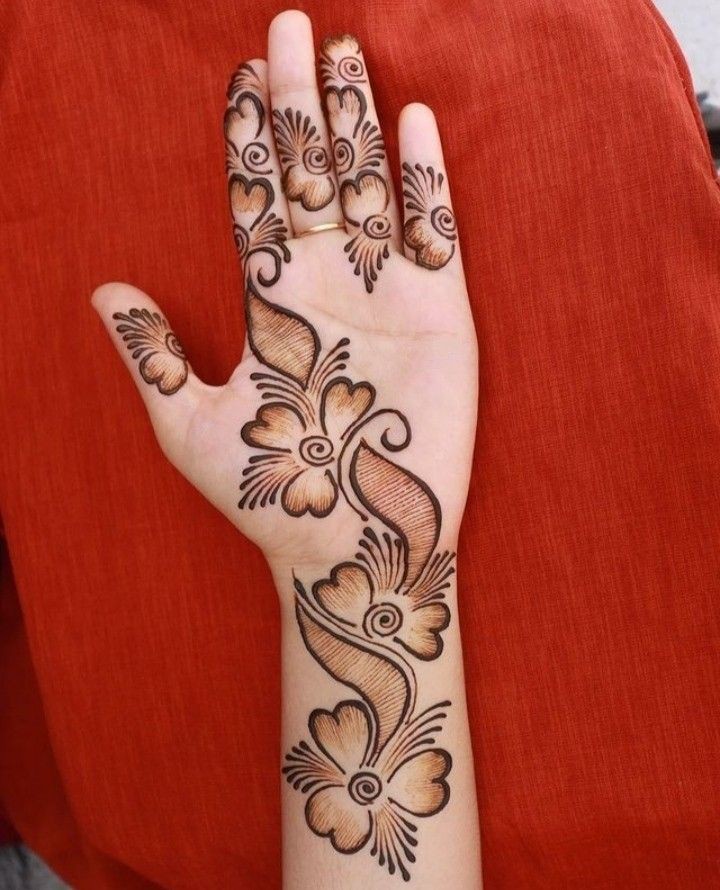 Royal Front Hand Mehndi Design