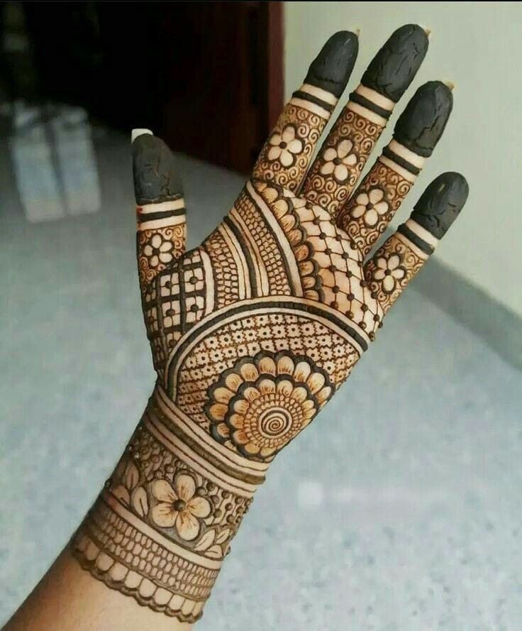 Royal Front Hand Mehndi Design