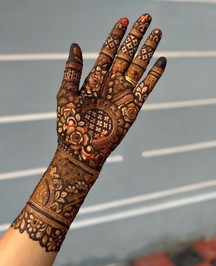 Royal Front Hand Mehndi Design
