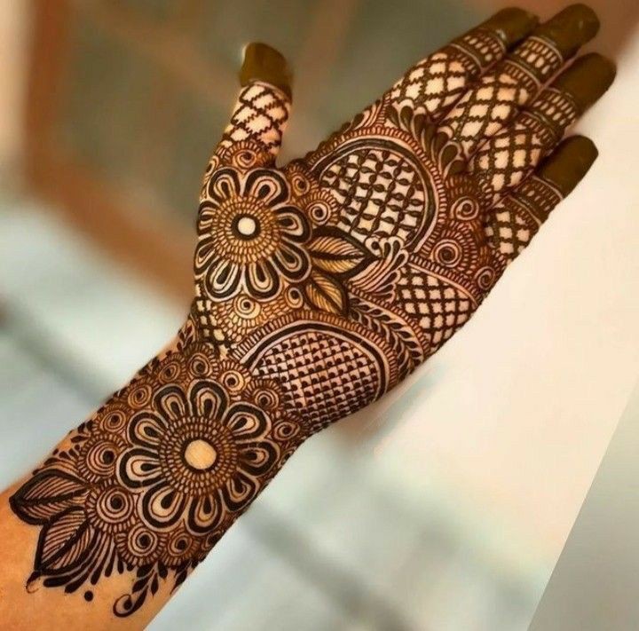 Royal Front Hand Mehndi Design