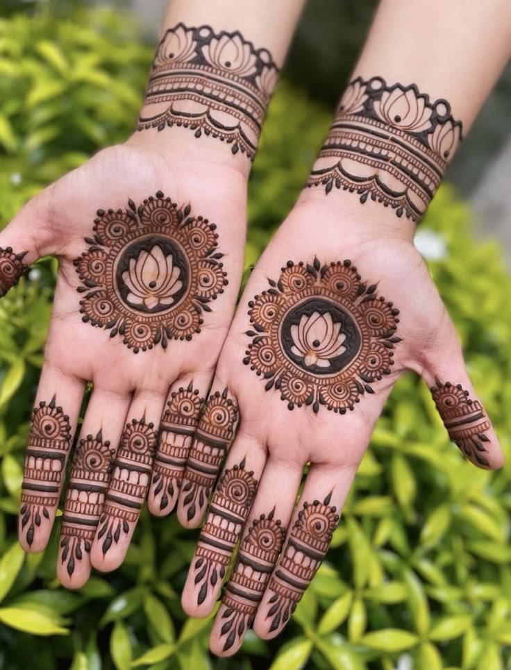 Royal Front Hand Mehndi Design