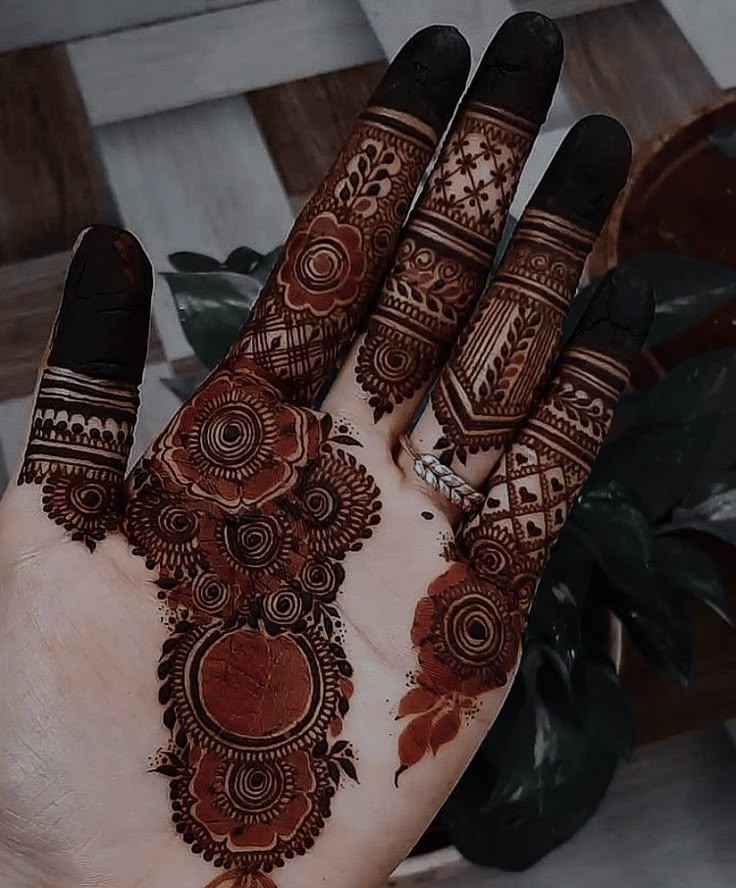 Royal Front Hand Mehndi Design