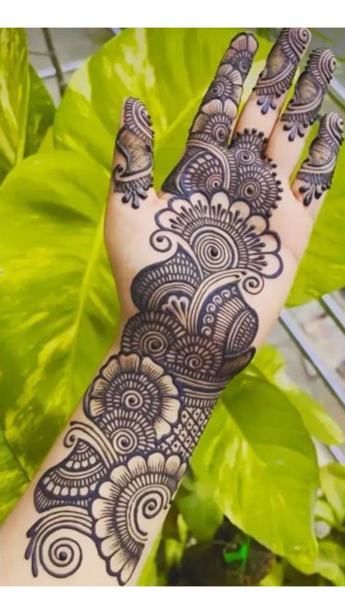 Royal Front Hand Mehndi Design