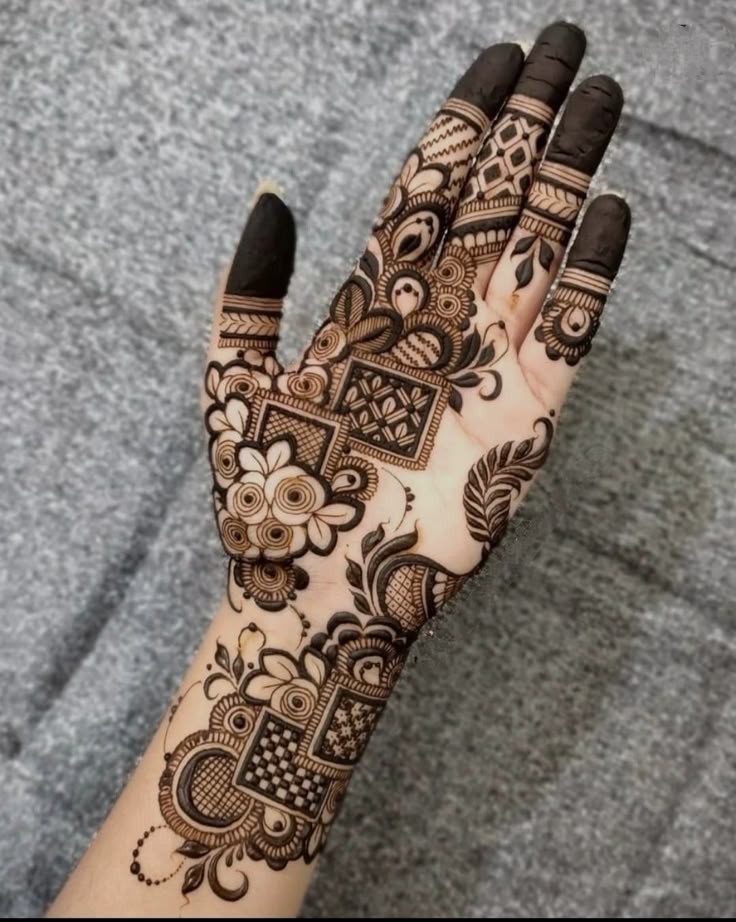 Royal Front Hand Mehndi Design