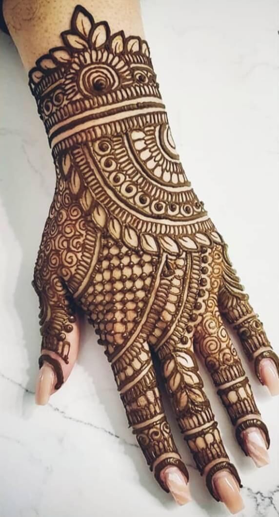 Stylish Back Hand Mehndi Design