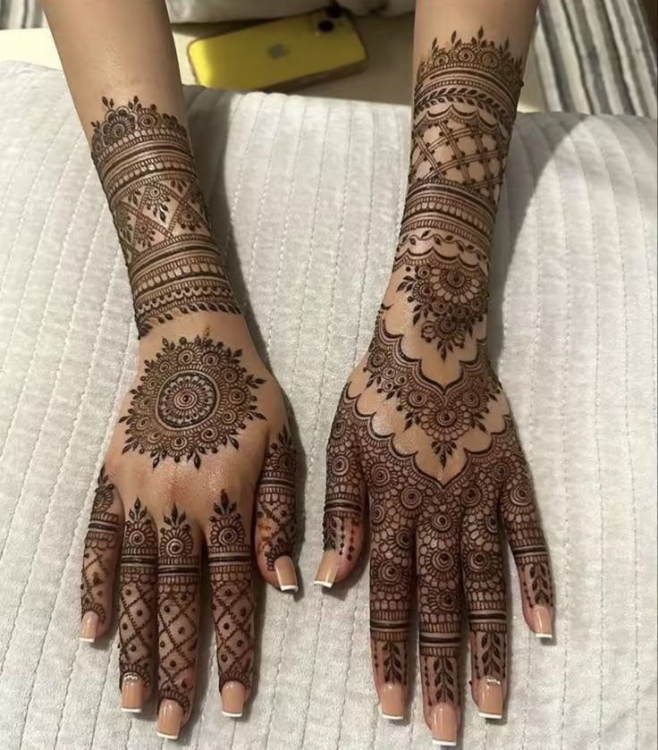 Stylish Full Hand Mehndi Design