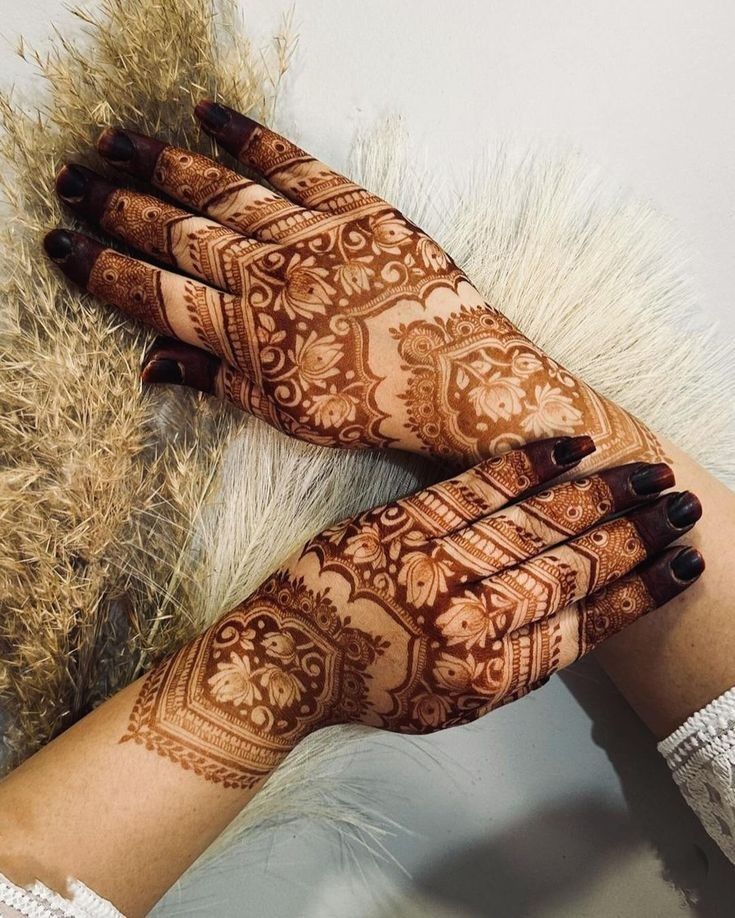 Stylish Full Hand Mehndi Design