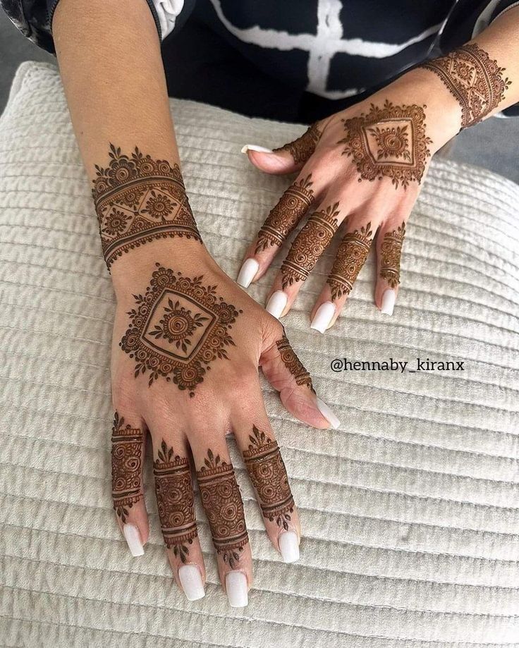 Stylish Full Hand Mehndi Design