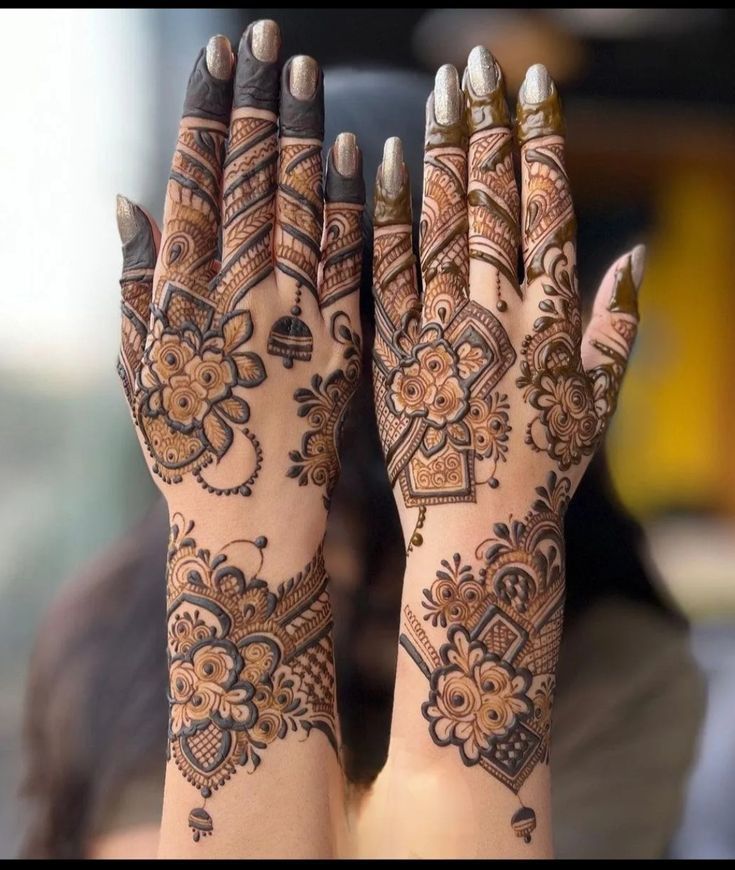 Stylish Full Hand Mehndi Design