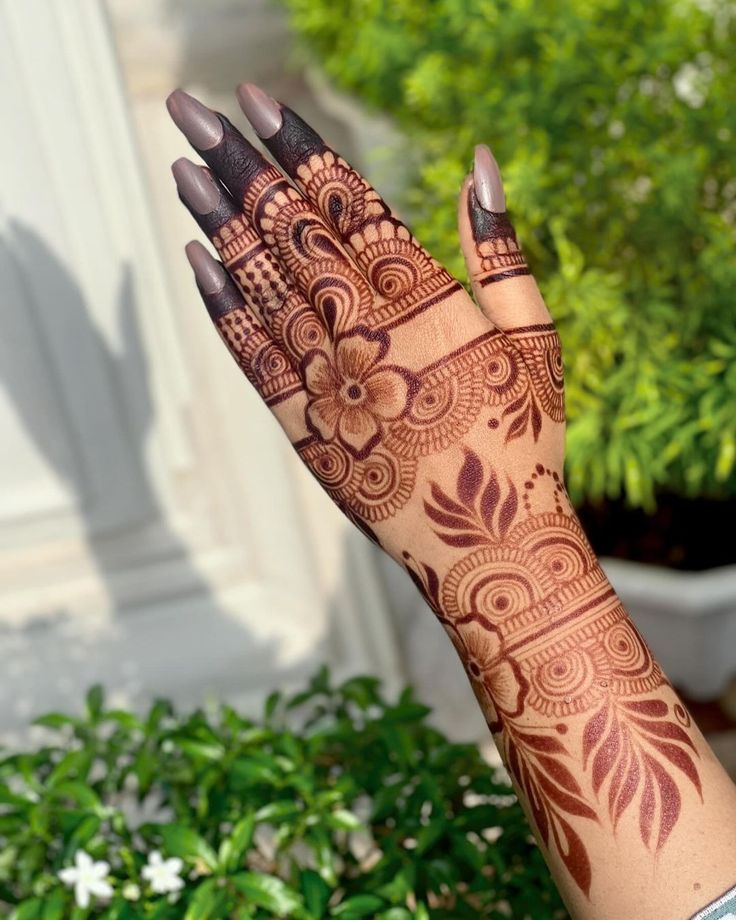 Stylish Full Hand Mehndi Design