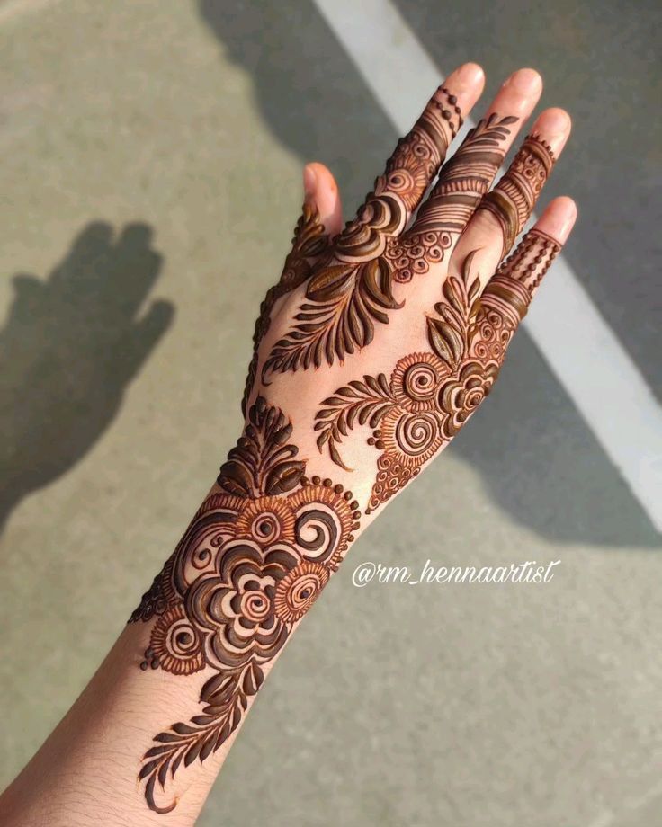 Stylish Full Hand Mehndi Design