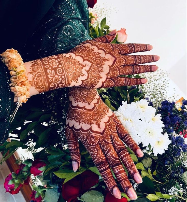Stylish Full Hand Mehndi Design