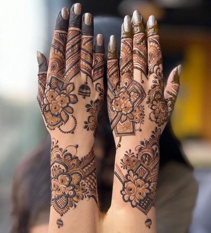 arabic-mehndi-design-front-hand-easy arabic-mehndi-design-front-hand-easy