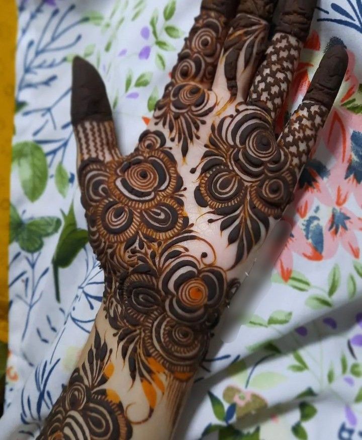 arabic-mehndi-design-simple-and-easy arabic-mehndi-design-simple-and-easy