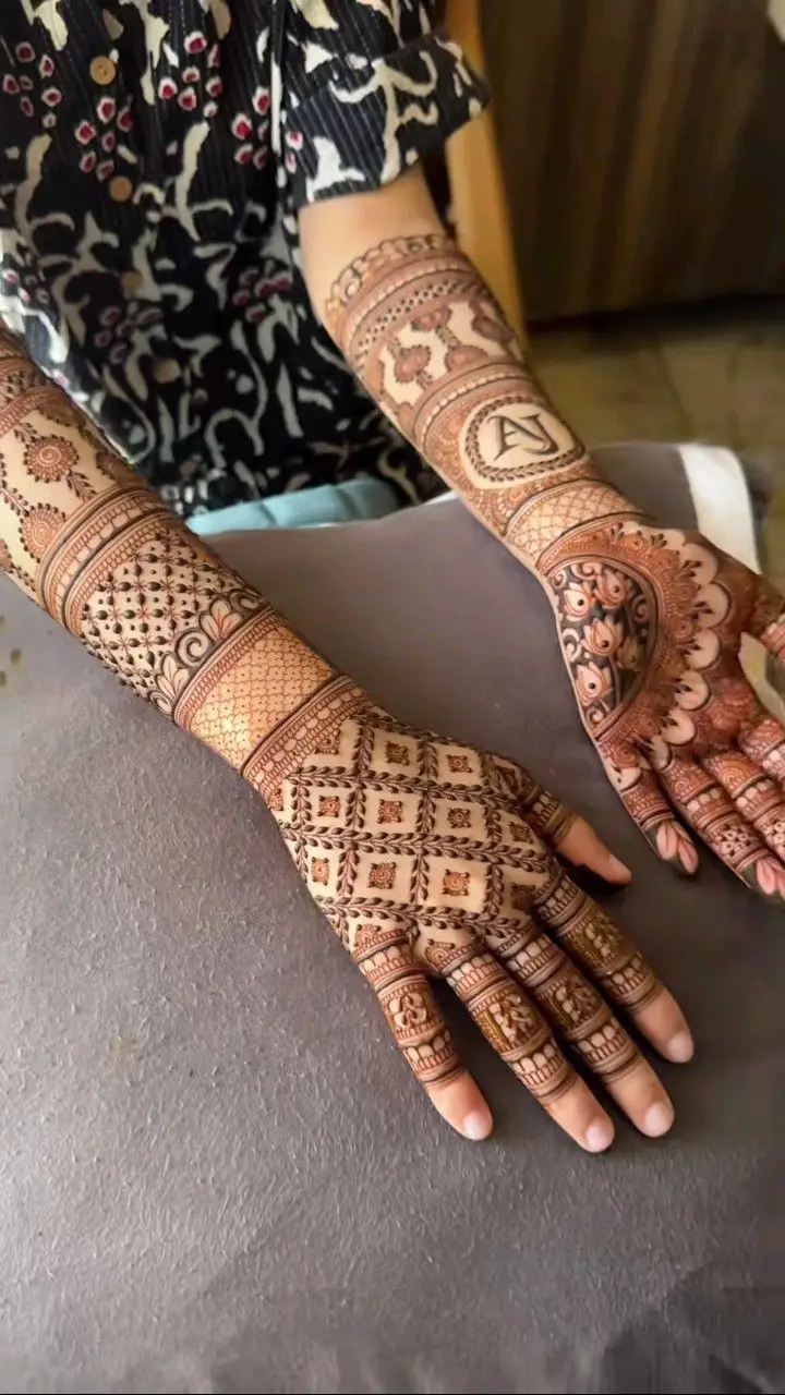 back-hand-mehndi-design-easy-arabic back-hand-mehndi-design-easy-arabic