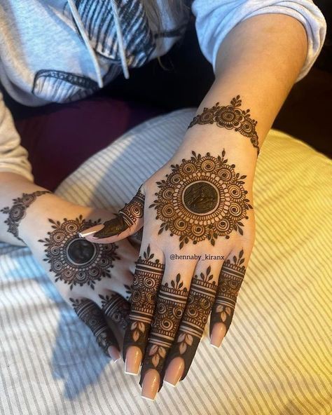 easy-and-simple-mehndi-design